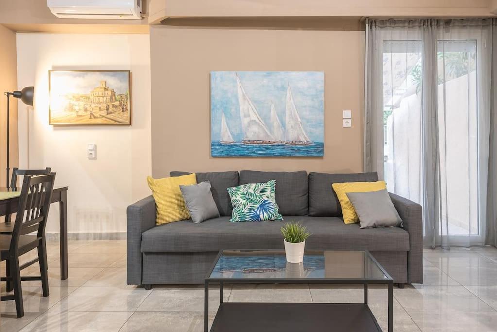 Pegasus Apartment Piraeus Buitenkant foto