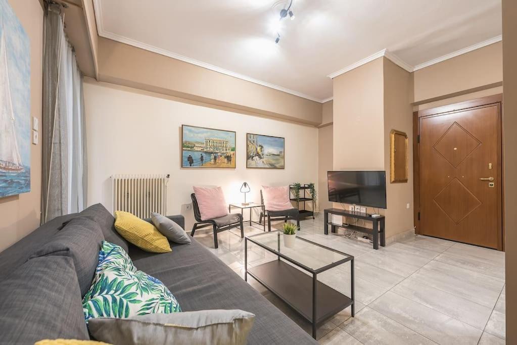 Pegasus Apartment Piraeus Buitenkant foto