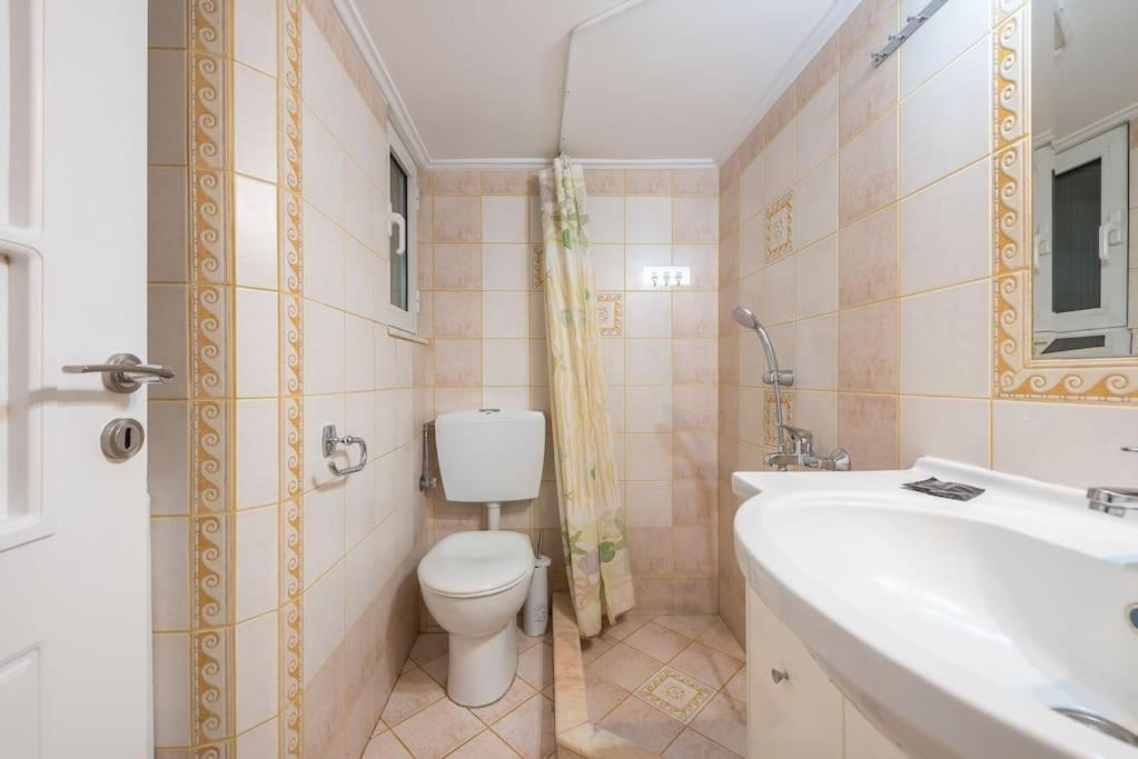 Pegasus Apartment Piraeus Buitenkant foto